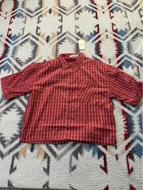 MNML - NEW w TAG - Plaid Cropped Look Fire Mens LARGE RED BLACK CHECKER Shirt
